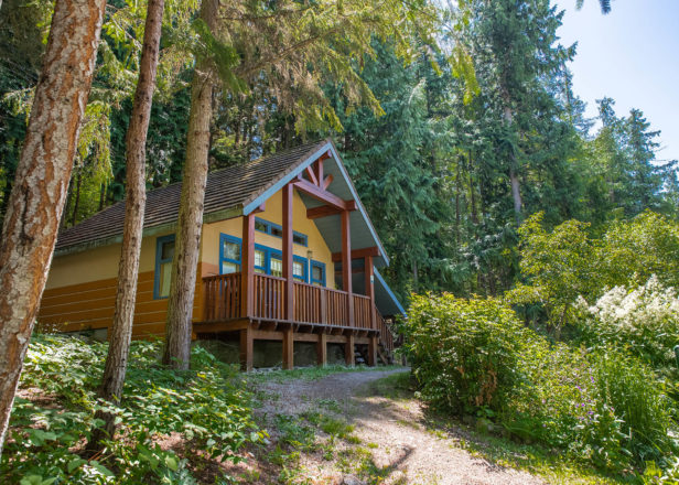 Picture of two-bedroom chalet exterior