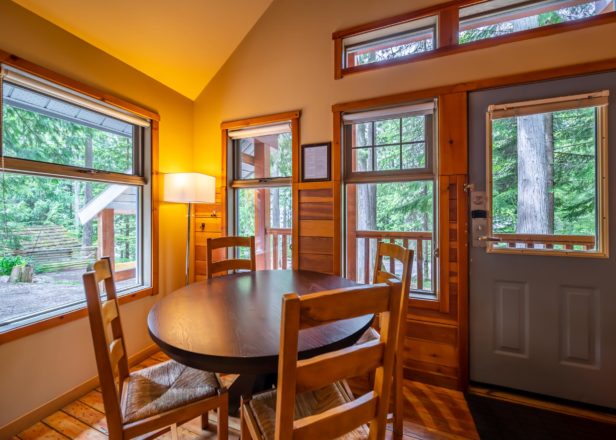 Halcyon Chalet 1 Bed Dining Table