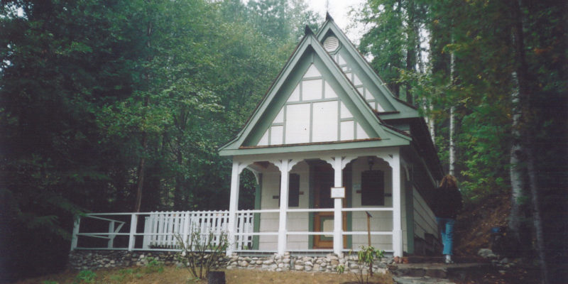 Recent picture of Halcyon Hot Springs chapel