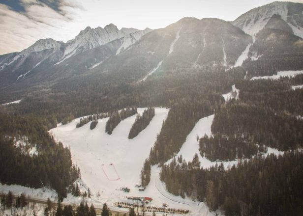 Alpine Skiing at Summit Lake