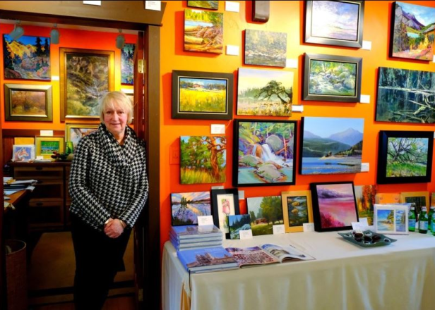 Studio Connexion, art Gallery in Nakusp, South of Halcyon Hot Springs