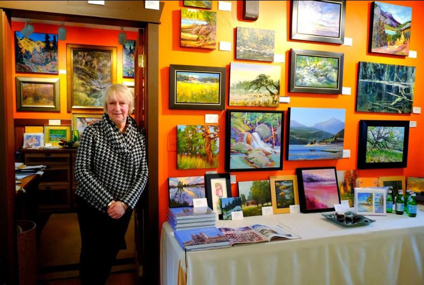 Studio Connexion, art Gallery in Nakusp, South of Halcyon Hot Springs