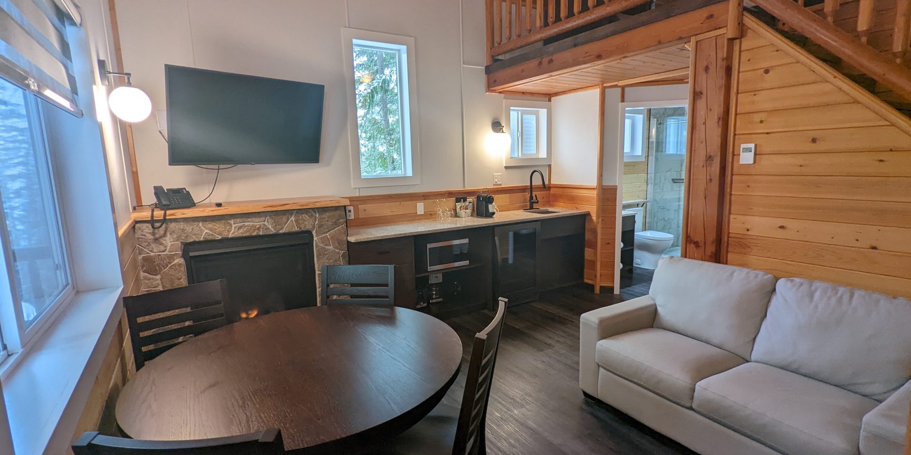 - Halcyon Hot Springs